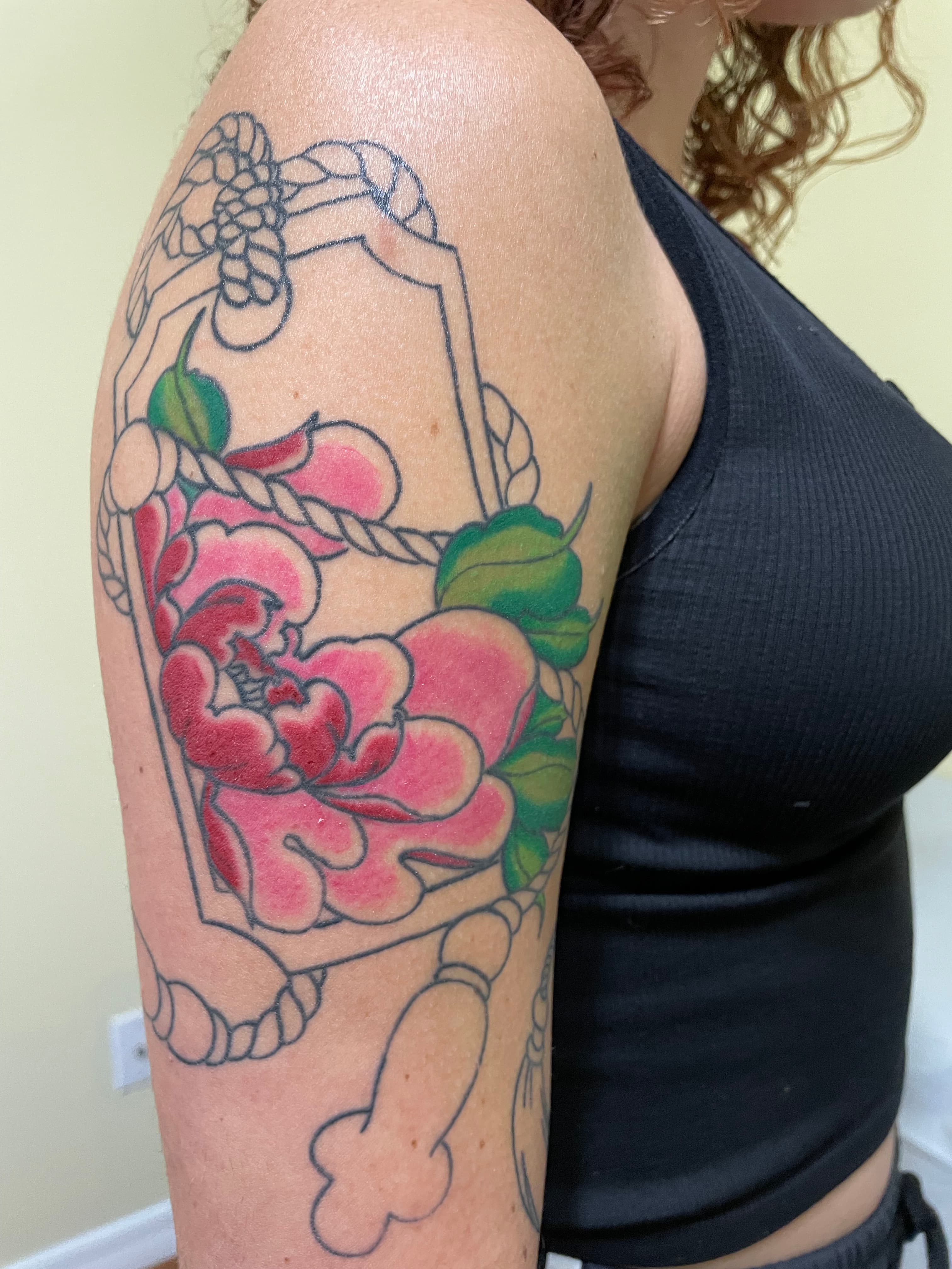 Omamori Peony